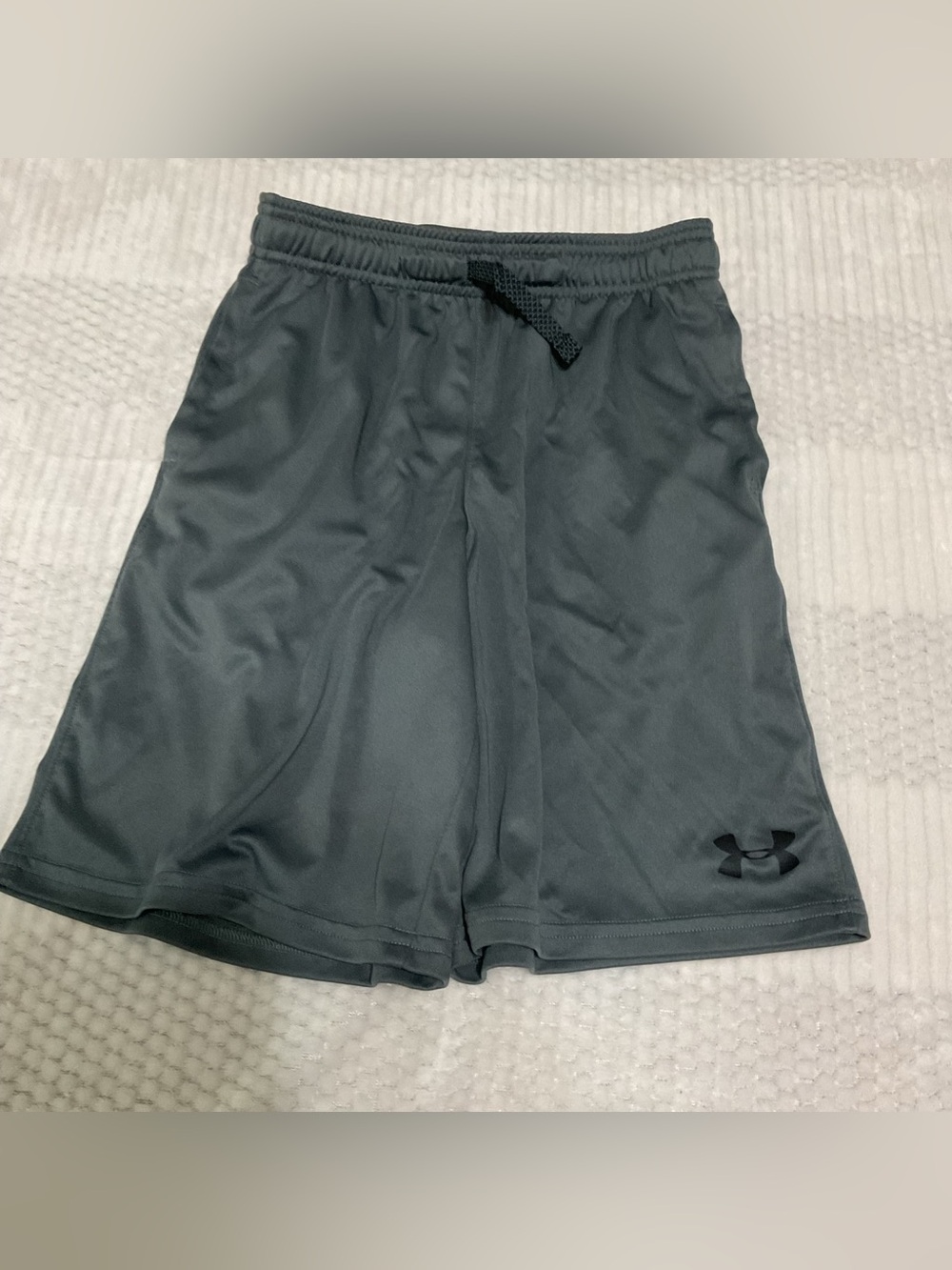 Under Armour Boys Dark Gray Athletic Shorts
